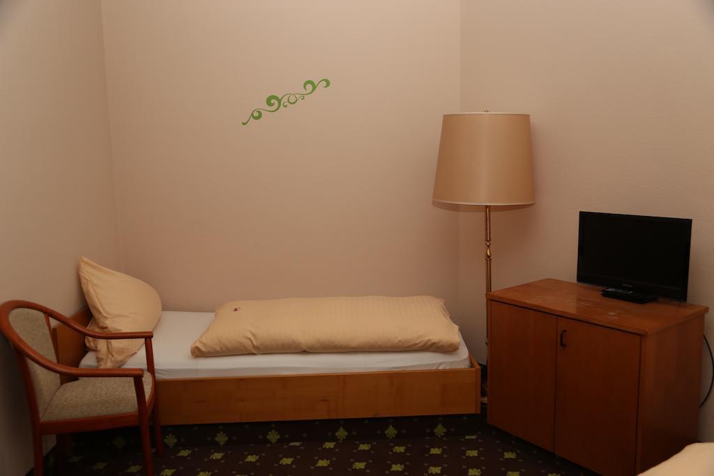 Hotel Taunus Residence Bad Camberg Δωμάτιο φωτογραφία